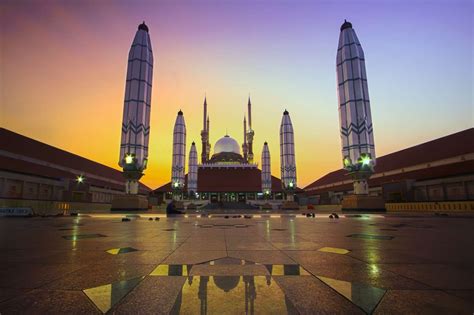 javbabr|5 Tempat Wisata Dekat Stasiun di Indonesia, Ada Masjid Raya Al .